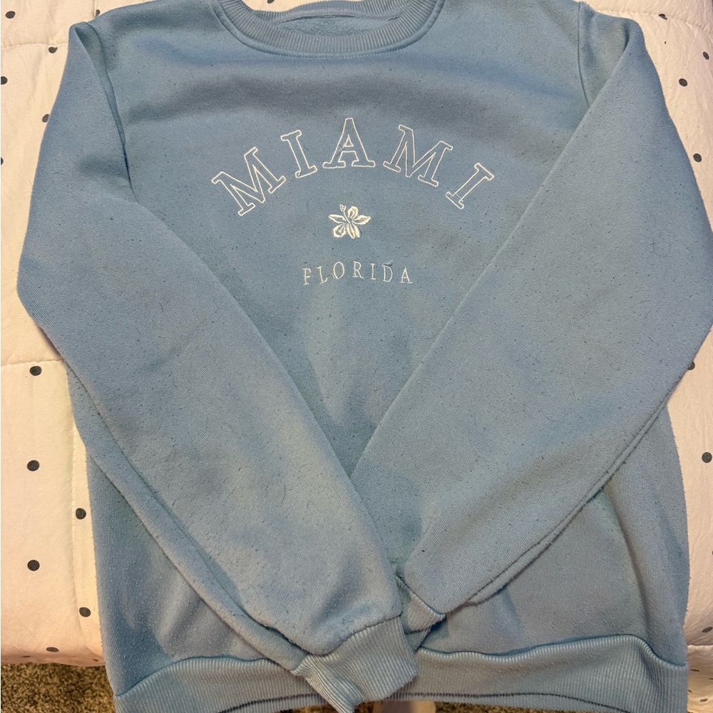 SHEIN Light Blue Miami Crewneck Sweater